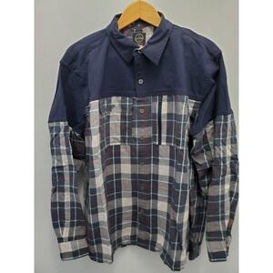 Wrangler ATG Shirt Men L Gray Black Plaid Regular Fit Chest Pockets‎